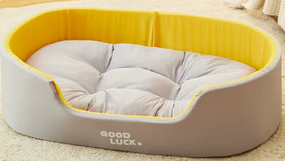 Comfy Pet Bed with Easy-Clean Cover
